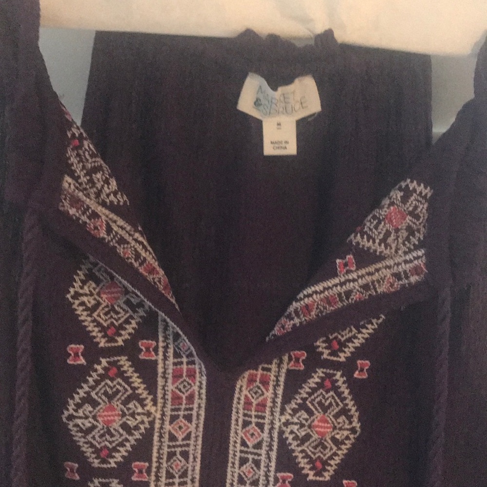 Top - Picture 2 of 2